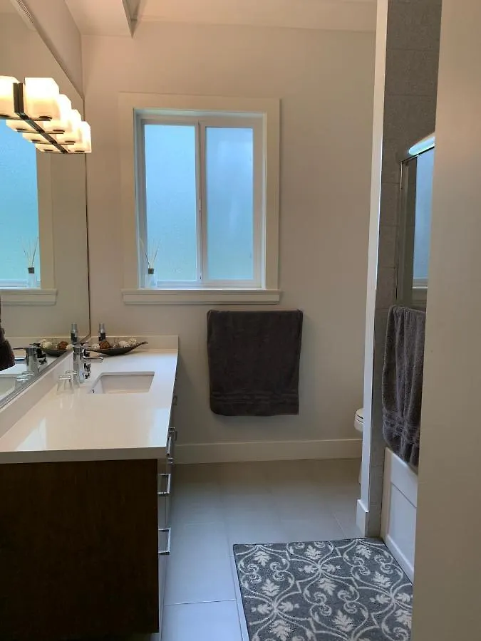 6040Granville Apartment Richmond Canada